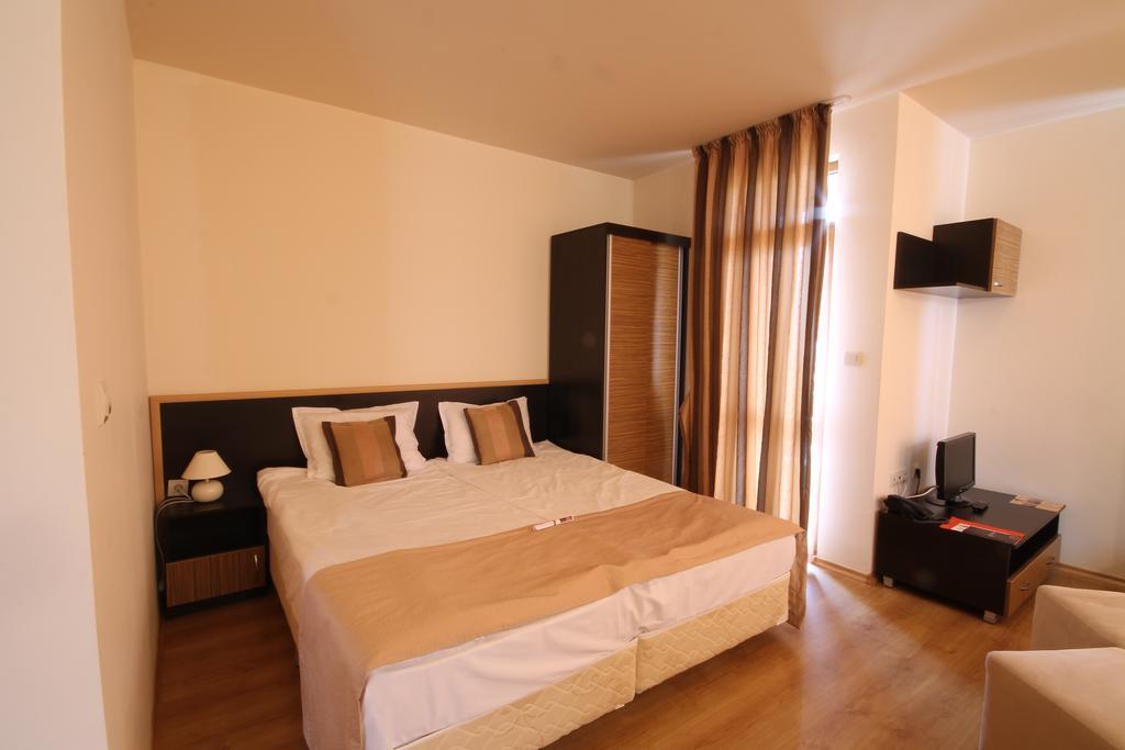 Green Wood Hotel & Spa بانسكو الغرفة الصورة