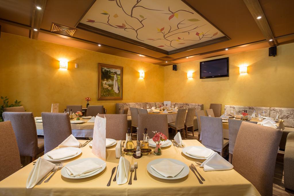 Green Wood Hotel & Spa بانسكو المظهر الخارجي الصورة